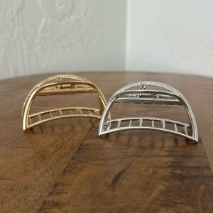 ✨ Hair Clip Duo
